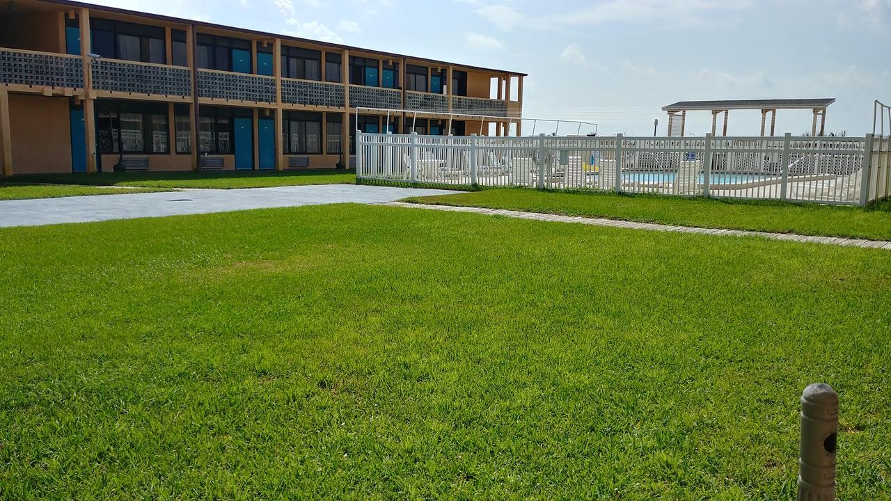 سان جورج آيلاند Buccaneer Inn المظهر الخارجي الصورة