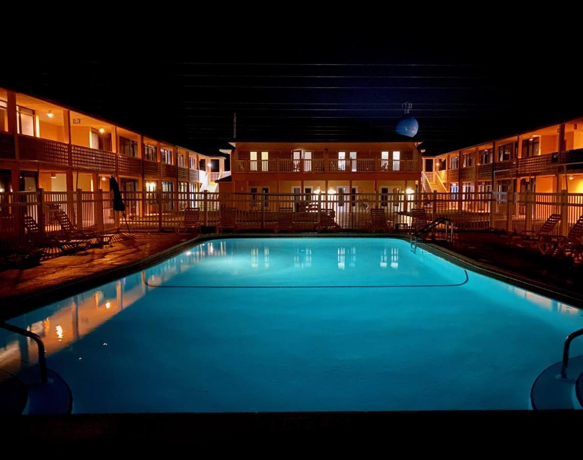 سان جورج آيلاند Buccaneer Inn المظهر الخارجي الصورة